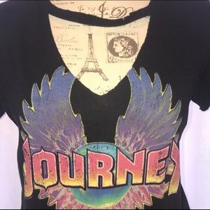 Journey Choker Short Sleeves Tee